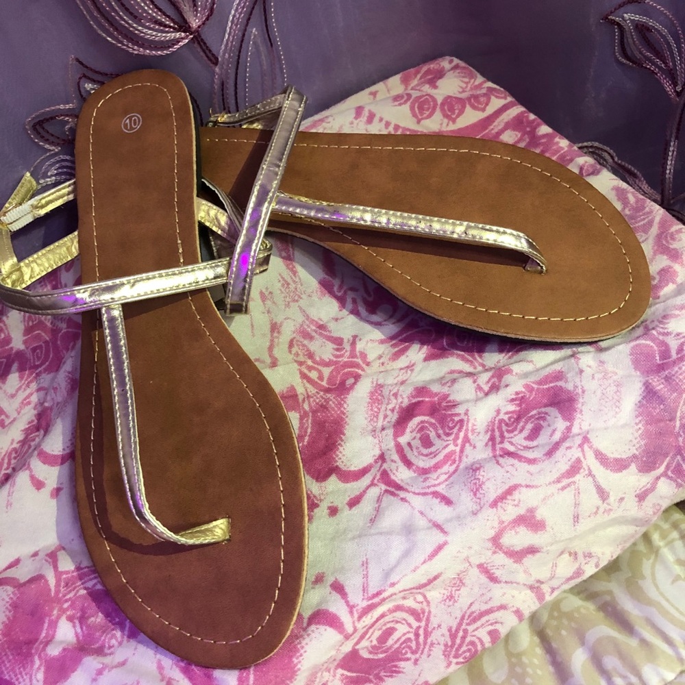 Gold/Silver Sandal Sz.10